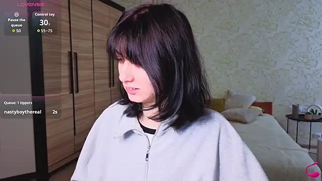 Snapshot of JulisSweet chatting on 10/23/25, 07:29 JulisSweet online show from 10/23/25, 07:29