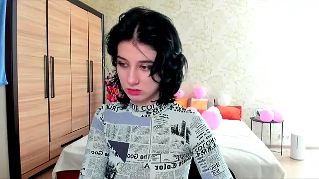 Snapshot of JulisSweet chatting on 02/26/25, 07:23 JulisSweet online show from 02/26/25, 07:23