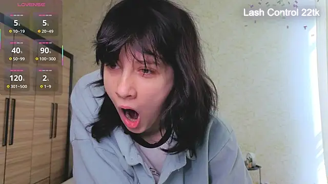 JulisSweet online show from 04/05/26, 07:26