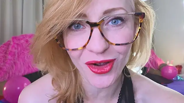 SquirtyAlisa online show from 12/17/25, 09:03