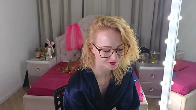 SquirtyAlisa online show from 03/11/26, 09:42