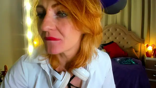 SquirtyAlisa online show from 10/17/25, 11:28