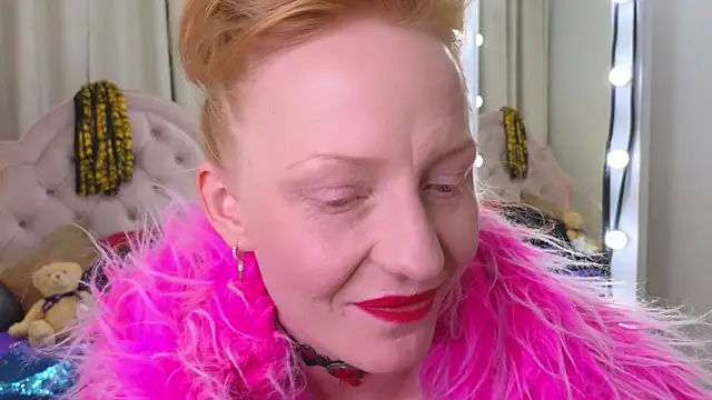 SquirtyAlisa online show from 11/22/25, 12:32