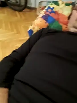 Snapshot of gendos777 chatting on 10/12/25, 09:27 gendos777 online show from 10/12/25, 09:27