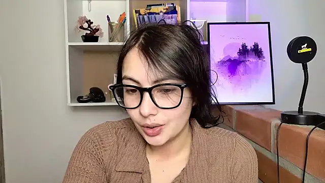 lalawhitte online show from 05/20/26, 10:23