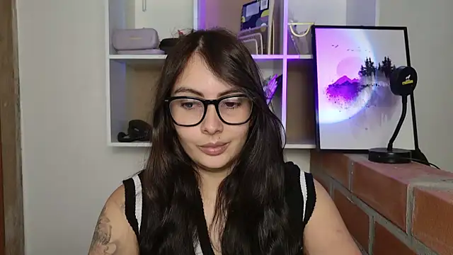 lalawhitte online show from 06/02/26, 03:23