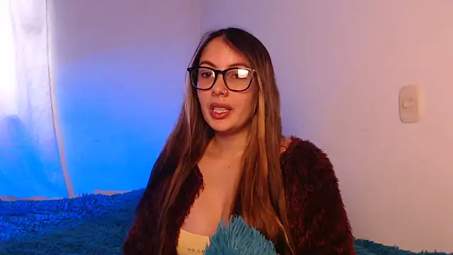 lalawhitte online show from 10/23/25, 09:13