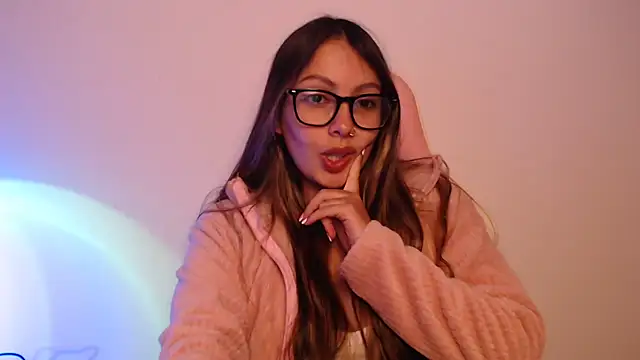 lalawhitte online show from 11/26/25, 09:26