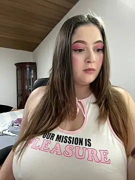 Kamilla Loop online show from 02/17/26, 12:41