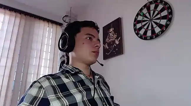 Soy leonel online show from 03/19/25, 04:13