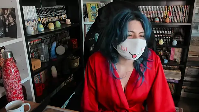 Snapshot of _Satsuki_ chatting on 02/14/25, 02:44 Satsuki online show from 02/14/25, 02:44