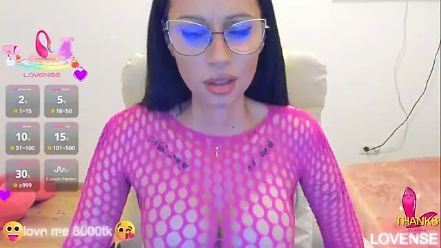 kissnicol32 online show from 11/23/25, 06:51