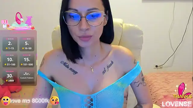 kissnicol32 online show from 10/02/25, 05:05