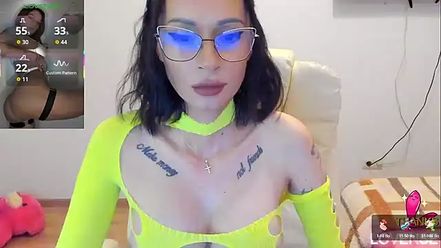 kissnicol32 online show from 03/14/26, 04:13