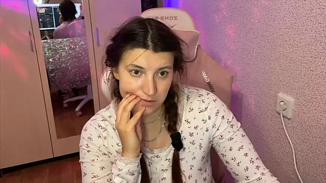 Katrin  kiss online show from 02/04/26, 06:36