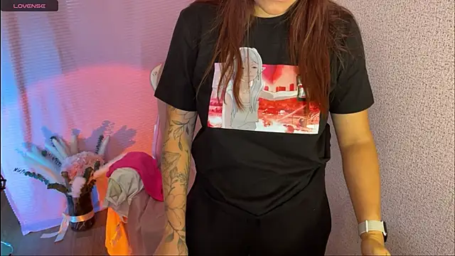 Snapshot of Katrin__kiss chatting on 09/26/25, 09:27 Katrin kiss online show from 09/26/25, 09:27