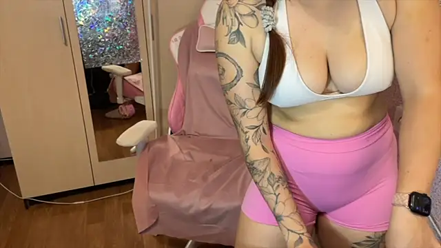 Katrin  kiss online show from 04/15/26, 07:58