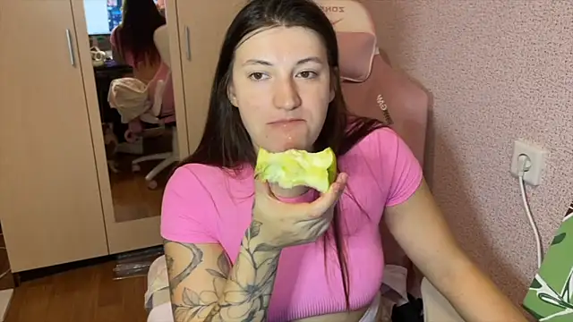 Katrin  kiss online show from 02/16/26, 03:43