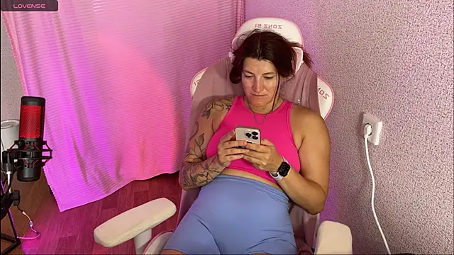 Snapshot of Katrin__kiss chatting on 09/24/25, 09:16 Katrin kiss online show from 09/24/25, 09:16