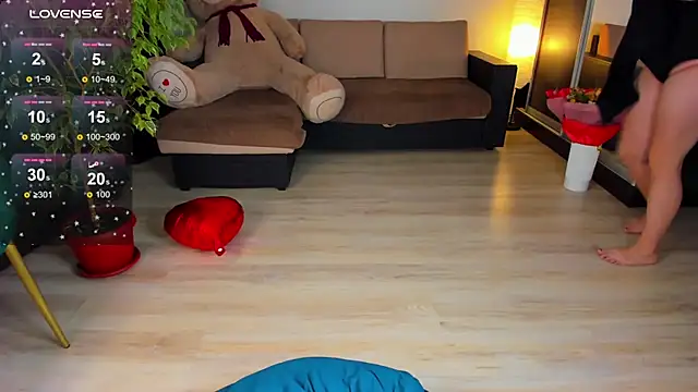 Snapshot of Carolina_bby chatting on 09/19/25, 07:40 Carolina bby online show from 09/19/25, 07:40