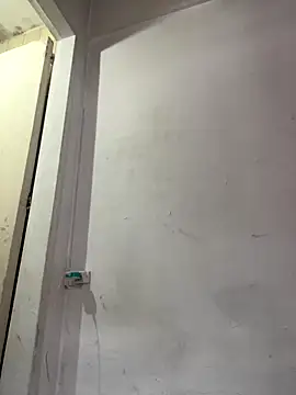 melisabunnny online show from 10/28/25, 05:01