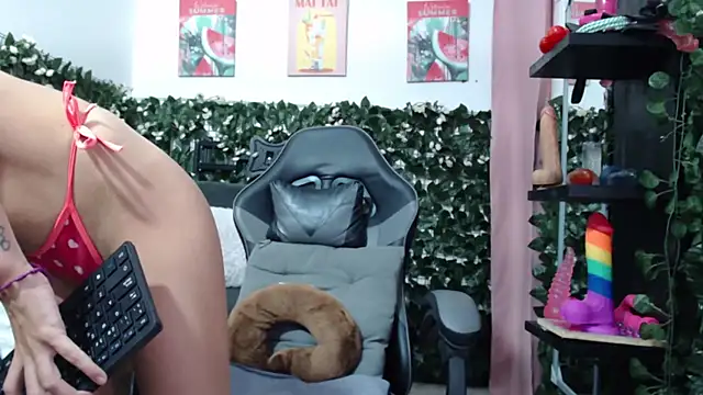 natasha squirt28 online show from 11/09/25, 02:26