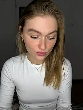 Goldloeckchen159 online show from 03/22/26, 06:42