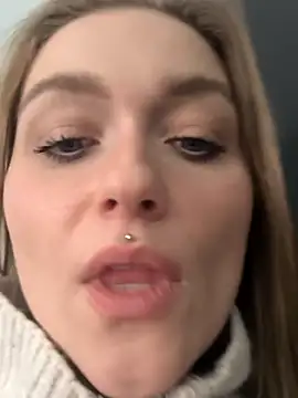 Goldloeckchen159 online show from 02/22/26, 01:35