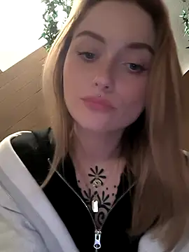 Goldloeckchen159 online show from 12/17/25, 11:21