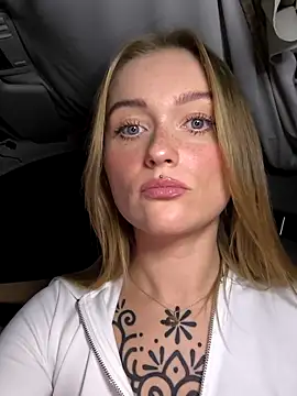 Goldloeckchen159 online show from 11/30/25, 04:41