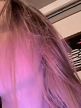 Goldloeckchen159 online show from 12/14/25, 09:42