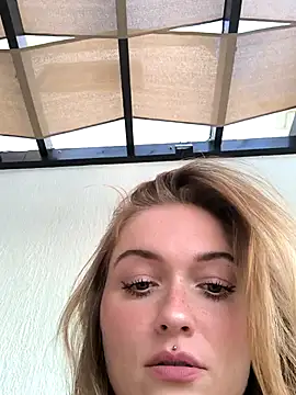 Goldloeckchen159 online show from 10/29/25, 02:27