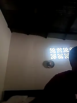 walwan85 online show from 11/17/25, 04:33