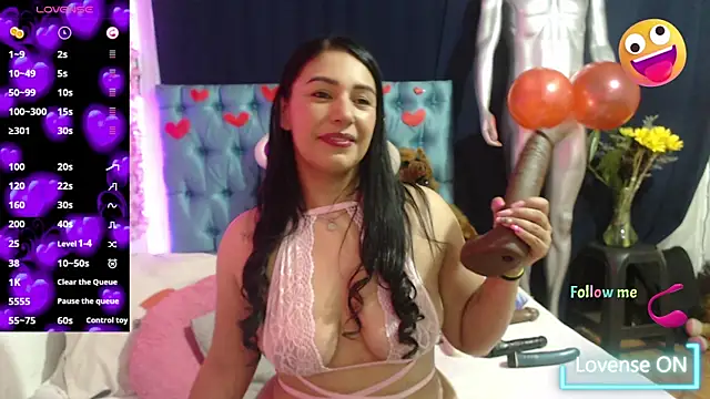 Snapshot of Cristal_cherry chatting on 02/18/25, 01:10 Cristal cherry online show from 02/18/25, 01:10