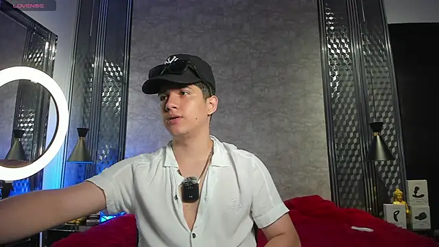 Brat  online show from 10/28/25, 08:30