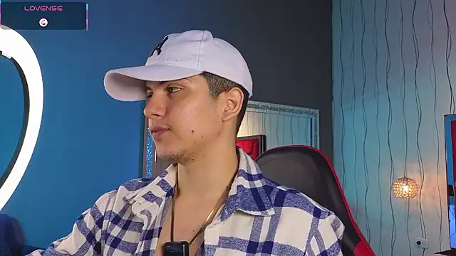 Brat  online show from 03/17/26, 05:32