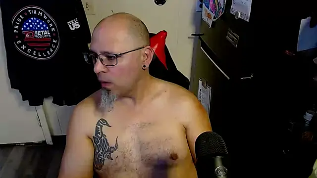 KrazyLegz online show from 02/14/26, 04:51