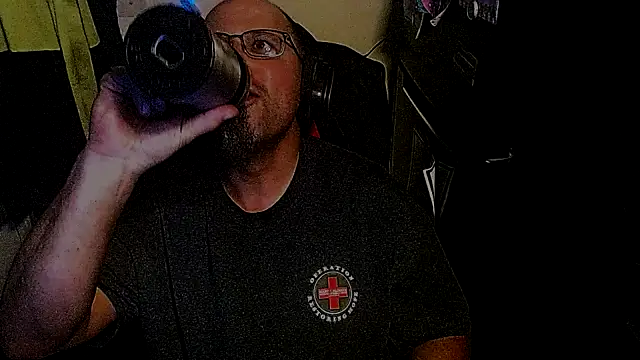 Snapshot of KrazyLegz chatting on 11/01/25, 10:14 KrazyLegz online show from 11/01/25, 10:14