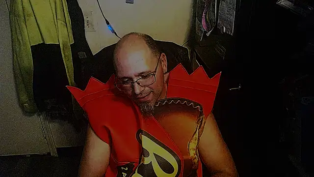 Snapshot of KrazyLegz chatting on 11/01/25, 02:51 KrazyLegz online show from 11/01/25, 02:51