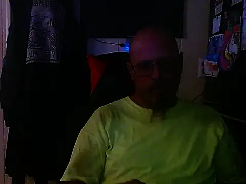 Snapshot of KrazyLegz chatting on 09/11/25, 09:26 KrazyLegz online show from 09/11/25, 09:26