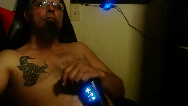 Snapshot of KrazyLegz chatting on 02/02/25, 08:51 KrazyLegz online show from 02/02/25, 08:51