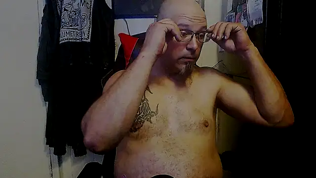 Snapshot of KrazyLegz chatting on 09/20/25, 05:18 KrazyLegz online show from 09/20/25, 05:18