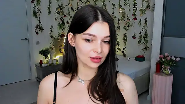 Snapshot of ContinentOfTranquility chatting on 04/11/26, 07:45 ContinentOfTranquility online show from 04/11/26, 07:45