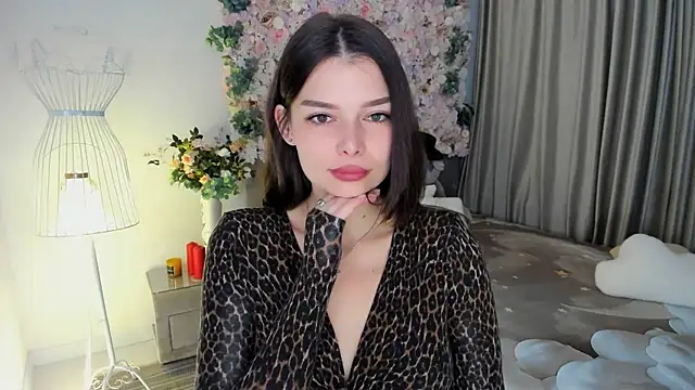 ContinentOfTranquility online show from 11/28/25, 01:06