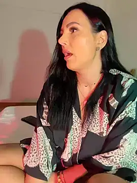 ReiyaRey online show from 04/14/26, 10:04