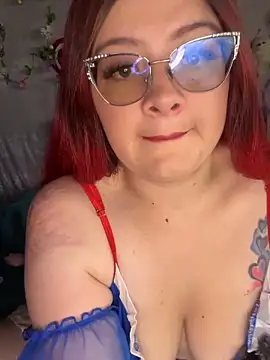 Snapshot of NinaGauther chatting on 06/17/26, 02:38 NinaGauther online show from 06/17/26, 02:38