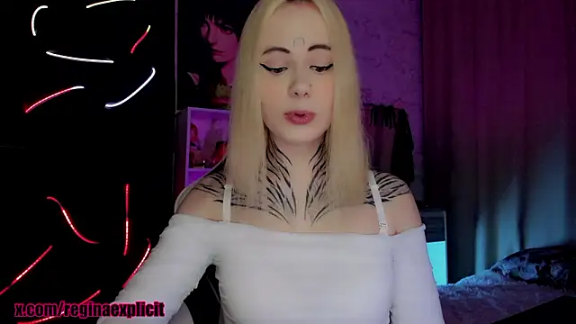 Snapshot of snake__bites chatting on 02/20/26, 08:44 snake bites online show from 02/20/26, 08:44