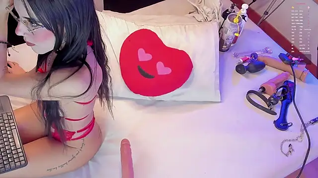 AntonellaRussel online show from 09/27/25, 06:36