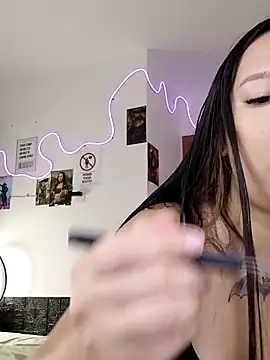 Japabaixinha online show from 03/08/26, 11:57