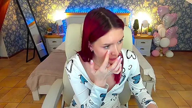 Snapshot of MilaSecrett chatting on 03/02/25, 10:58 MilaSecrett online show from 03/02/25, 10:58